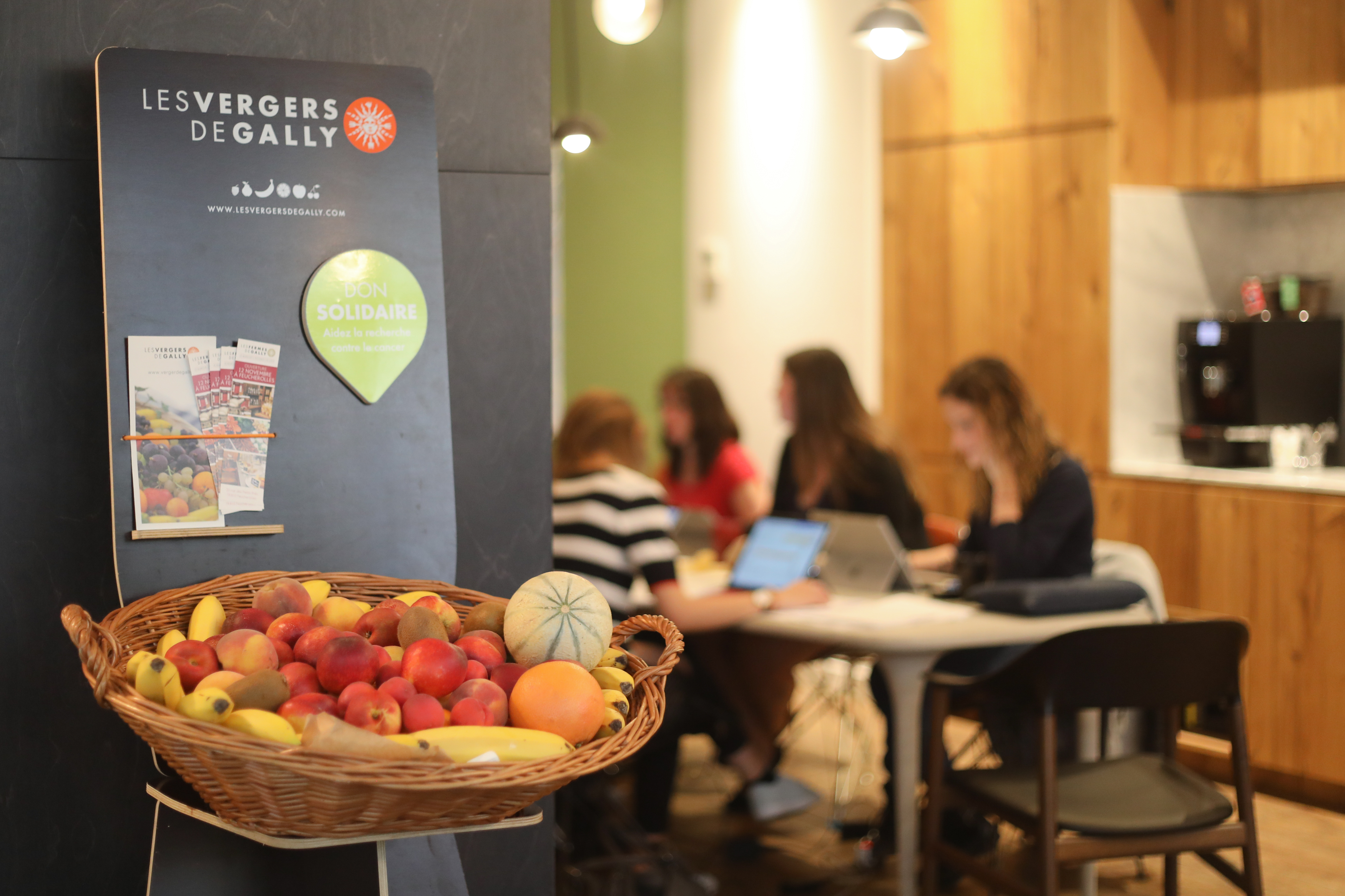 livraison corbeilles de fruits frais en entreprise